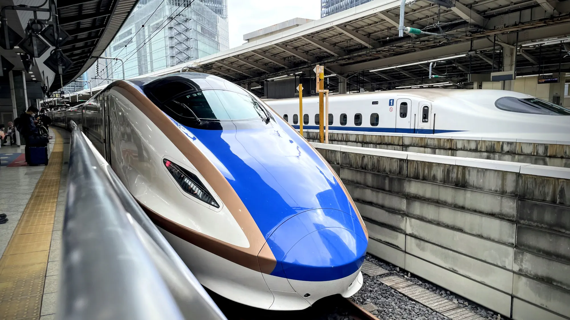 Japanese bullet train also known as shinkansen allow to quickly move between Tokyo and Yuzawa.